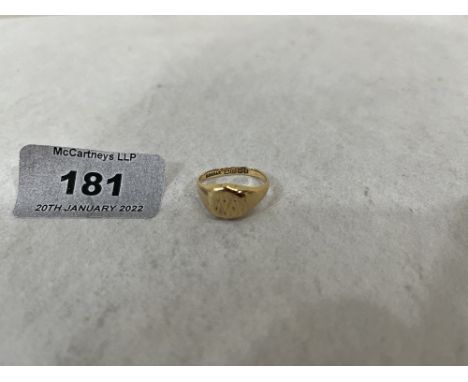 An 18ct signet ring. 5g