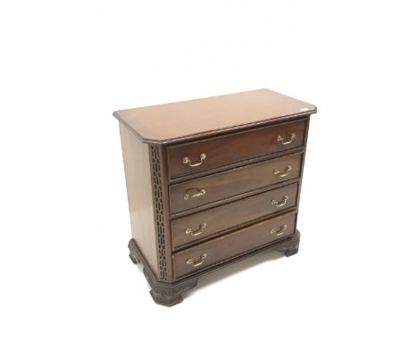 Georgian style mahogany chest, moulded top with canted corners, four drawers, carved ogee bracket supports Dimensions: Height