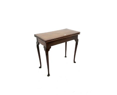 19th century mahogany fold-over card table, revealing red baize, shaped cabriole legs and pad feetDimensions: Height:&nbsp;78