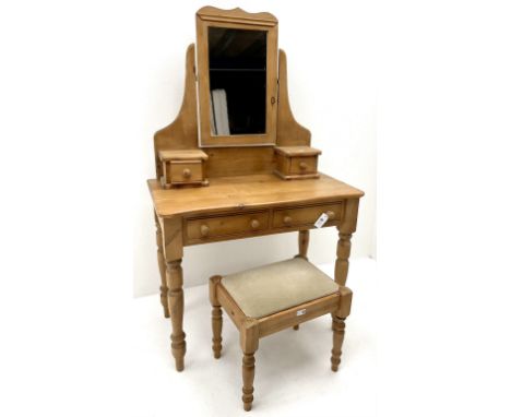 Solid pine dressing table, raised shaped mirror back, two trinket drawers above two long drawers, turned supports (W92cm, H15