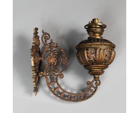 Historism Wall Light, Petroleum lamp for one light with glass container, burner and adjustment wheel, glass missing, open wor