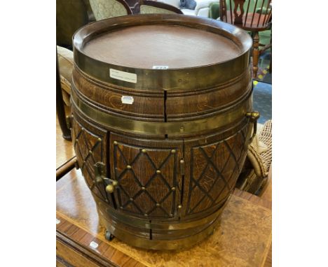 WOODEN BARREL / DRINKS CABINET / TABLE