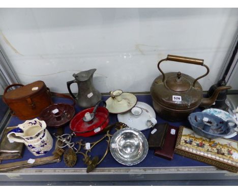 A PAIR OF VINTAGE BINOCULARS, A COPPER KETTLE, A DOORSTOP, ENAMEL CHAMBERSTICKS,ETC.  (QTY)