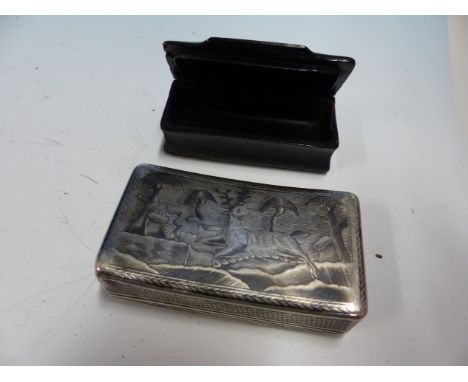 A SNUFF BOX OF CURVED RECTANGULAR FORM DECORATED IN NIELLO WITH STAG HUNTING SCENES.   W 7.5cms. TOGETHER WITH A HORN SNUFF B