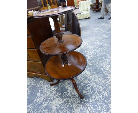 A GEORGIAN MAHOGANY THREE TIER DUMB WAITER ON TRIPOD LEGS.   Dia.61 x H.112cms.
