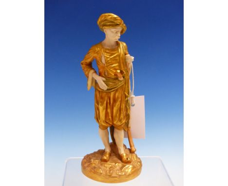 A WORCESTER GILT FIGURE OF AN OTTOMAN STANDING WITH HIS MUSKET, c.1890.   H.21cms.