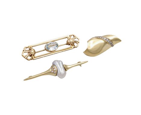   Schmuckkonvolut 3-teilig,   GG 14K, 24,3 g, Händlerkonvolut bestehend aus 3 Broschen, mit Steinbesatz u.a. Diamanten, Gebra