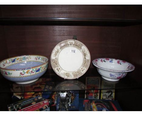 2 19th century Copeland Spode bowls and a 19th century hot plate