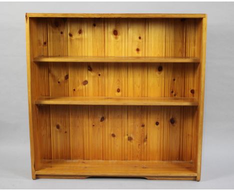 A Modern Pine Three Shelf Open Bookcase, 91cms Wide 