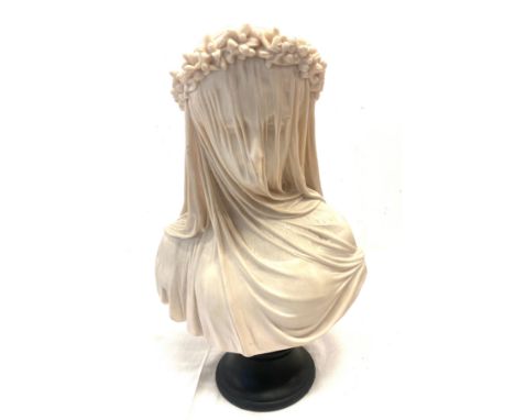 A vintage Frilli Firenze Italy lady with veil bust on plinth, overall height 14 inches 