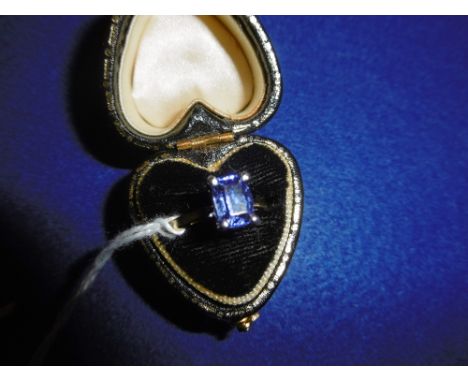 18ct GOLD SAPPHIRE RING, 1ct, SIZE K