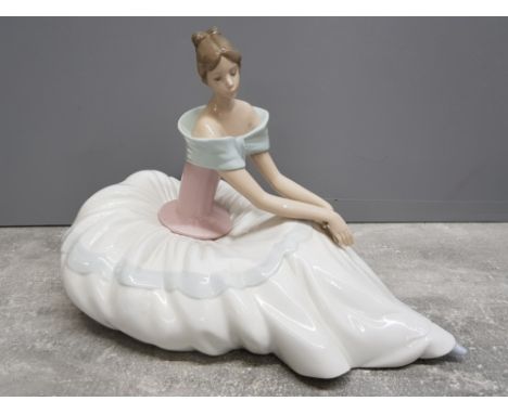 Large Nao by lladro figure 1266 Hope