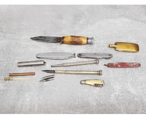 Five penknives, small hunting knife with antler grip, a propelling pencil etc.