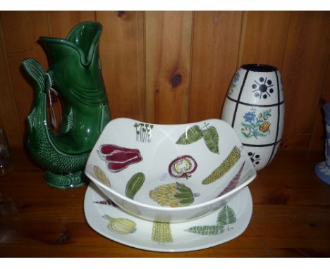 MIDWINTER SALAD WARE BOWL/STAND, Dartmouth fish jug and a vase (4)