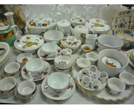 ROYAL WORCESTER 'EVESHAM' TABLEWARES, and others etc (over 40 pieces)