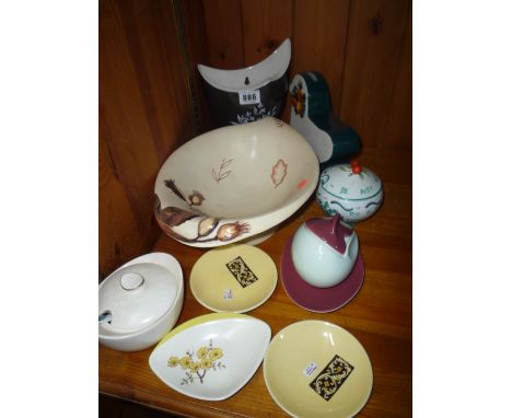 NINE PIECES OF CARLTONWARE, various patterns