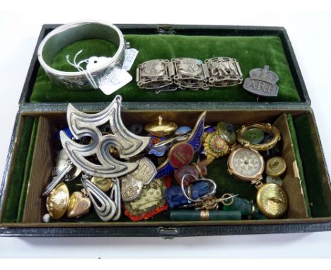 A SMALL BOX OF MIXED ITEMS, to include a silver bangle, buttons, lockets etc