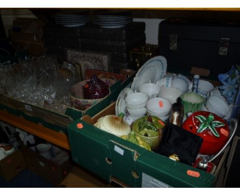 TWO BOXES AND LOOSE CERAMICS, BOXED CABINET PLATES, MANTEL CLOCK, GLASSWARES, FACE POTS, etc