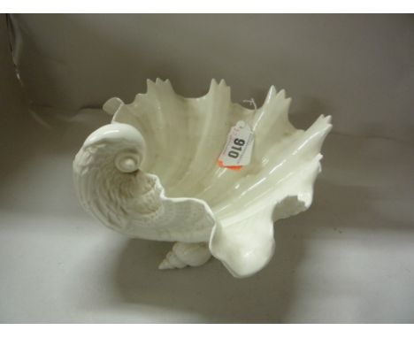 A ROYAL WORCESTER SHELL DISH, No.G971 (s.d.)