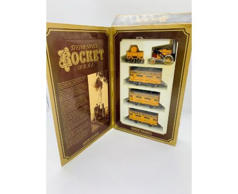 Hornby railways Stephenson's rocket 00 scale boxed 