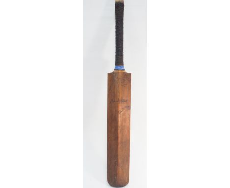M.C.C v. South Africa 1927 signed cricket bat, bat made by Herby Taylor Ellis Ltd,  signed by  CAPTAIN R. T. STANYFORTH ( Arm