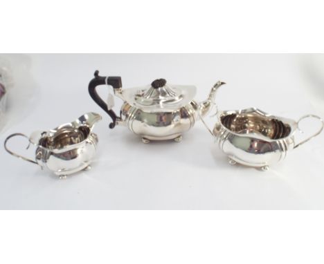 3 piece silver tea service Birmingham hallmarks 1925 gross weight all in 32.5 oz troy
