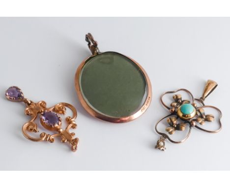 Amethyst 9ct gold pendant, turquoise 9ct gold cloverleaf pendant and a 9ct gold framed pendant