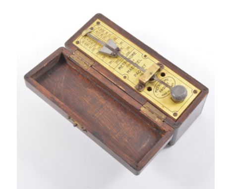Stained wood cased metronome, the chart marked Metronome D'Apres Maelzel, 15cm.