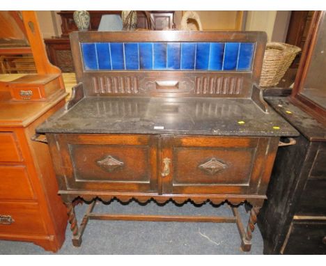 AN ANTIQUE MARBLE AND TILE TOPPED OAK WASHSTAND W-107 CM