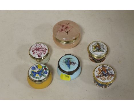 SIX TRINKET BOXES TO INCLUDE STAFFORDSHIRE ENAMEL EXAMPLES
