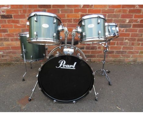 A PEARL FORUM SERIES DRUM KIT - SET TO INCLUDE BASS DRUM, FLOOR TOM, MID TOM, HIGH TOM, SNARE WITH STAND AND SEAT, please not