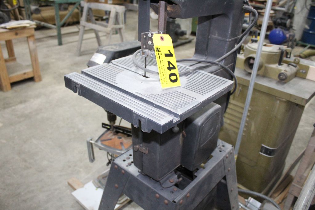 CRAFTSMAN MODEL 113.243310 12” VERTICAL BAND SAW, S/N 5113.P1223