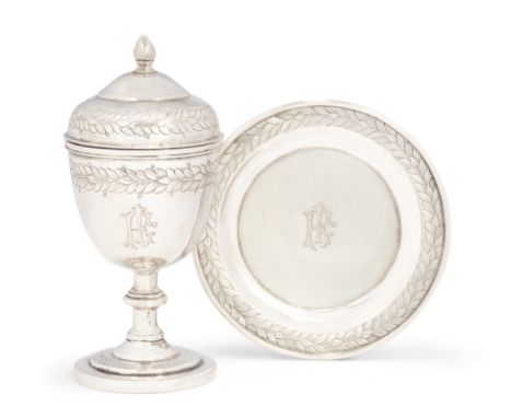 AMENDMENT: Please note that the maker is probably Khe Cheong (Canton), not Kun He (Shanghai) as stated in the catalogue descr