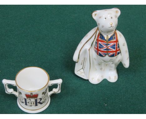 ROYAL CROWN DERBY MINIATURE DIAMOND CORONATION LOVING CUP PLUS 'I LOVE LONDON' TEDDY BEAR 