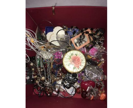 TUB OF MISC COSTUME JEWELLERY INCL; TRINKET BOX