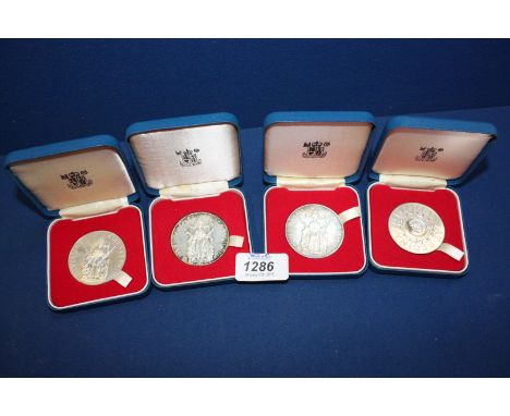 Four Silver proof commemorative Coins for 1977 Silver Jubilee, 4.50 cm