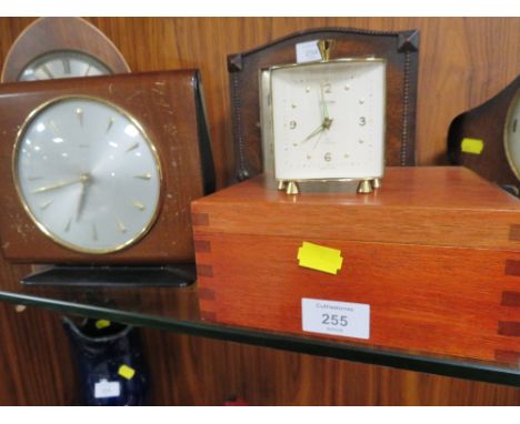 SMITHS MANTLE CLOCK TOGETHER WITH A SWIZA DESK CLOCK AND A CLOCK IN A WOODEN BOX (3)