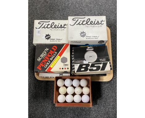 A tray of fourteen vintage boxed sets of golf balls - Top Flight, Dunlop, Titleist etc 