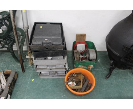 Stacking tool drawers, hand tools etc  