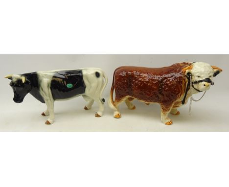Large ceramic model of a Shetland cow and a model of a  Hereford bull, probably melba ware, H25cm, L43cm (2)