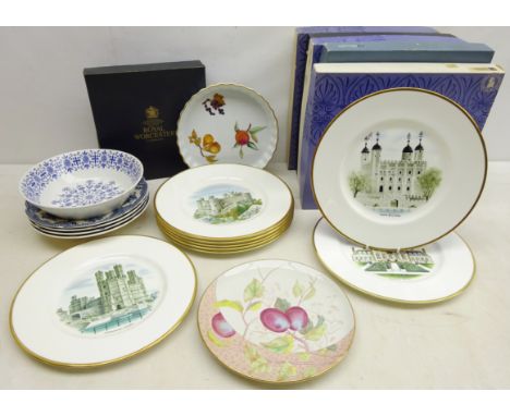Set of eight Wedgwood limited edition plates decorated with Castles and Country Houses, after watercolours by David Gentleman