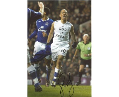 Football Steven Pienaar signed 12x8 colour photo pictured while playing for Everton. Steven Jerome Pienaar (7 born 17 March 1