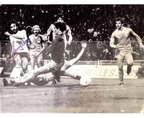 Football Ricky Villa signed 16x12 black and white photo pictured scoring his iconic goal for Tottenham Hotspur in the 1981 FA