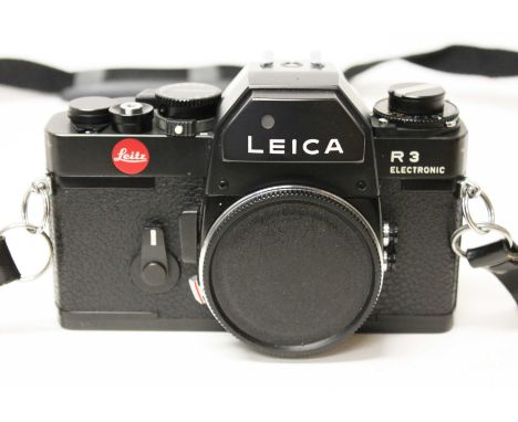 leica camera Auctions Prices | leica camera Guide Prices