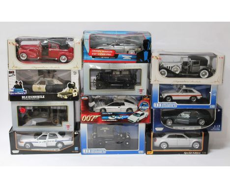 Two boxes of mainly boxed model toys to include Motor Max, Motor City Classics, JoyRide, Signature Models, Universal Hobbies,