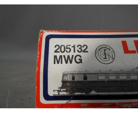Lima - A boxed Lima OO gauge #205132MWG Railcar Op.No. 22 in GWR brown and cream livery. The model appears to be in Mint cond