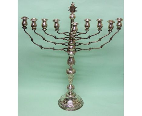 Large Sterling Silver Hanukkah Menorah, Jacob Rosenzweig, London, England, 1924, Judaica. The base and stem are richly emboss