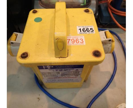 One KVA transformer. Not available for in-house P&amp;P, contact Paul O'Hea at Mailboxes on 01925 659133 Condition Report: Al