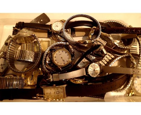 Box of mixed ladies and gents wristwatches. P&amp;P Group 1 (£14+VAT for the first lot and £1+VAT for subsequent lots) 