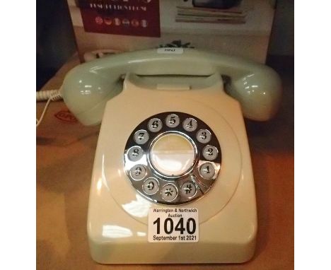 Ivory, GPO746 Retro push button telephone replica of the 1970s classic, compatible with modern telephone banking and any stan